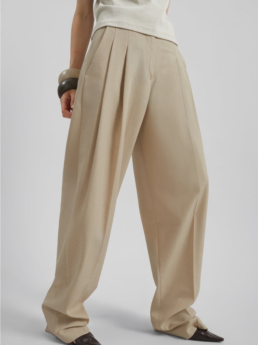 Wide-Leg Pleated Women’s Pants in Beige